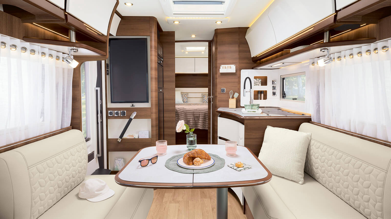 Interior photos RAPIDO Motorhome i96M TRUMA