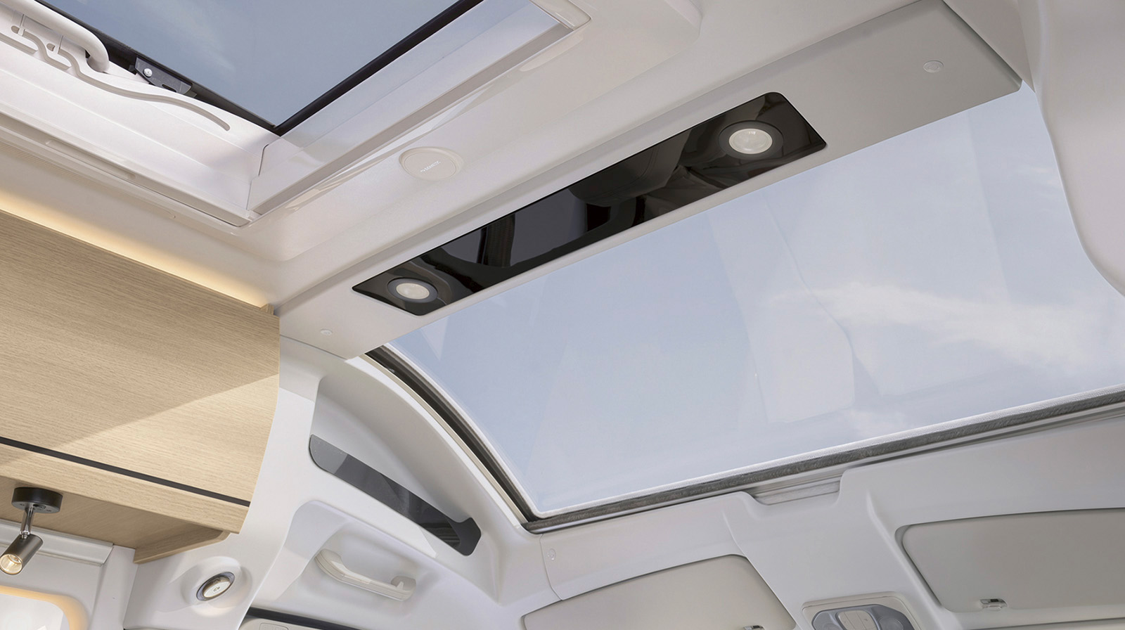 Interior photos RAPIDO Motorhome V55
